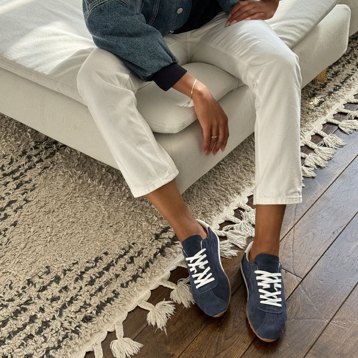 SERINA SNEAKERS NAVY SUEDE
